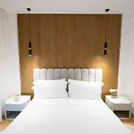 Moho Residences Downtown Korca-republika Boulevard * Korce