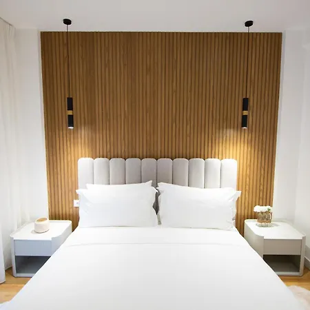 Moho Residences Downtown Korca-republika Boulevard * Korce