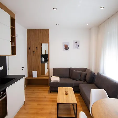 Moho Residences Downtown Korca-republika Boulevard Korce