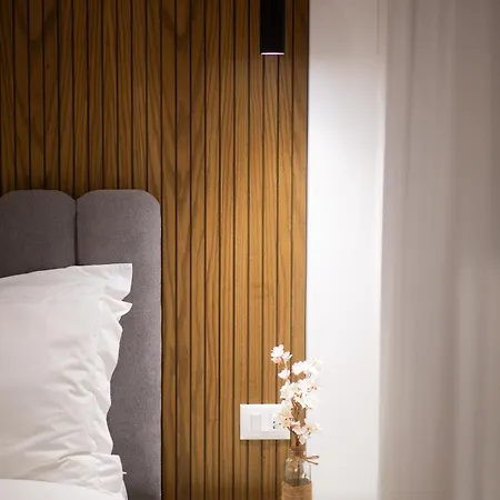 Moho Residences Downtown Korca-republika Boulevard * Korce