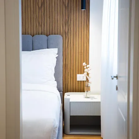 Moho Residences Downtown Korca-republika Boulevard Korce