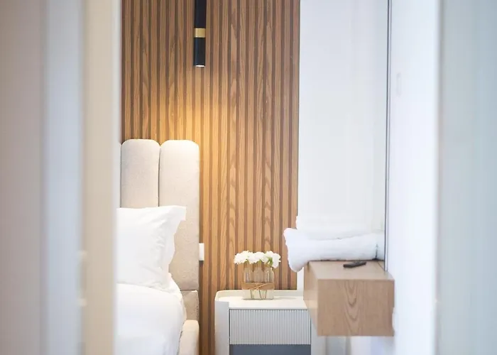 Moho Residences Downtown Korca-republika Boulevard * 科尔察