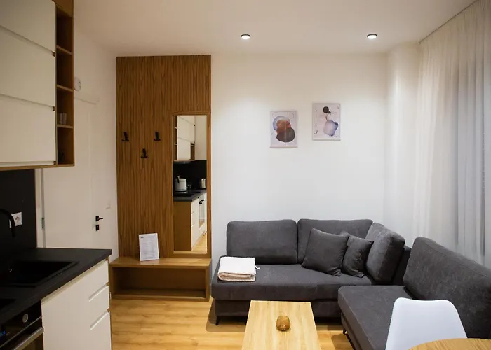 Moho Residences Downtown Korca-republika Boulevard Korce
