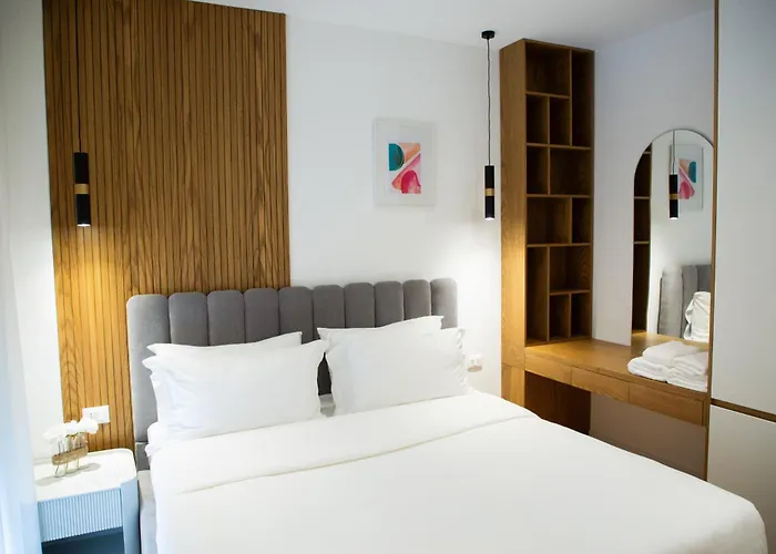 公寓 Moho Residences Downtown Korca-republika Boulevard 科尔察